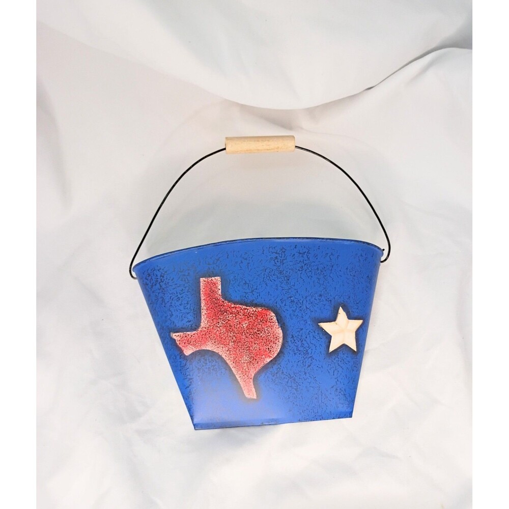 Small Metal Texas Tapered Wall Pocket With Handle